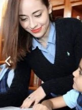 Portrait de Carolina, Éducatrice Montessori anglophone