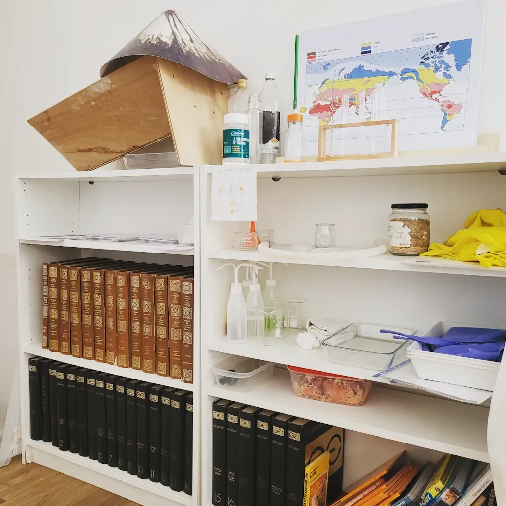 Intérieur de Junior Academy — photo 2